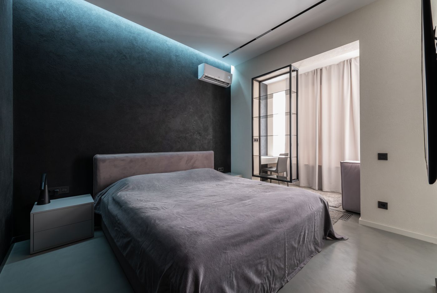 Air conditioning installation